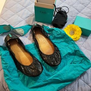 Obsedian black Tieks size 8